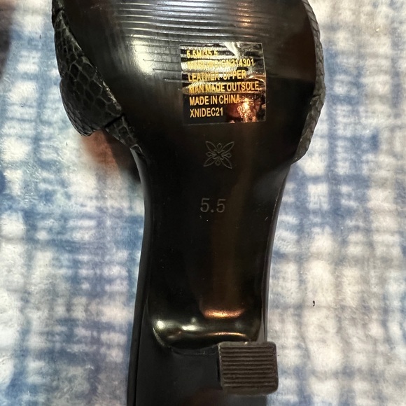 BCBGeneration Marlino Braided Leather Sandals Never Used but w/o Tag and Box - Picture 5 of 5